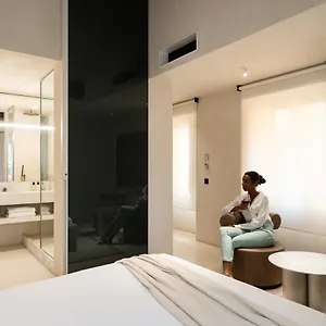Hotel Scenario, Roma